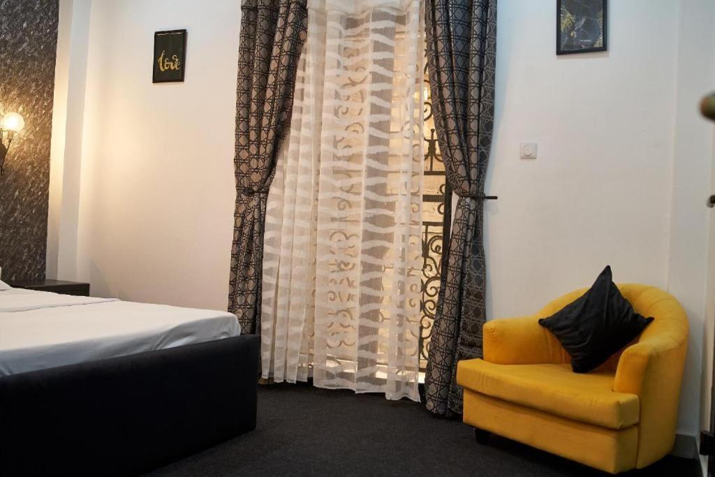 Appartement Cosy Free Bonapriso Douala Exterior foto